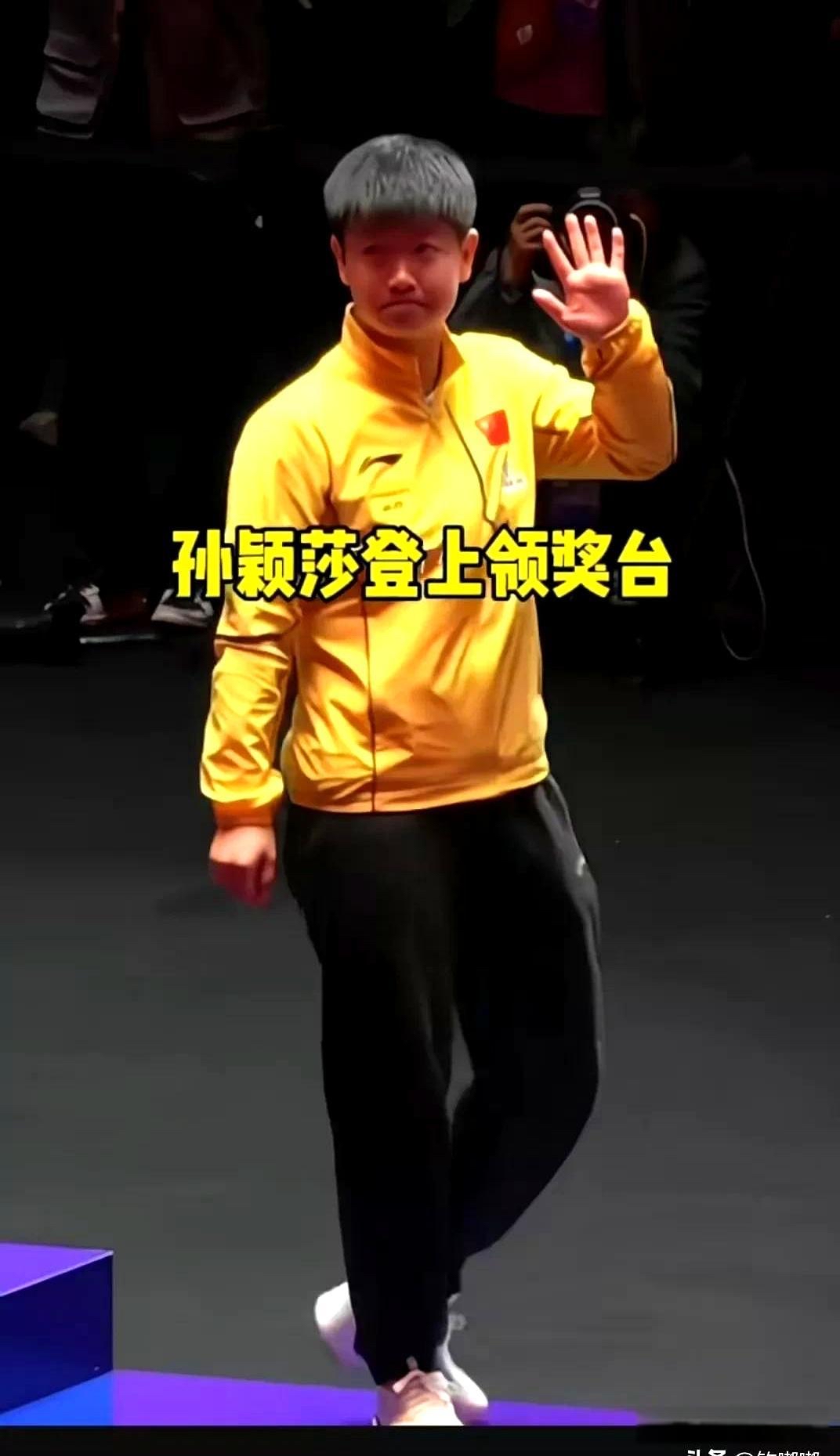 拳击选手爆冷获胜，专家预测失准