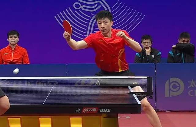 英格兰队绝杀韩国队,马龙带队取胜 英格兰队绝杀韩国队,马龙带队取胜