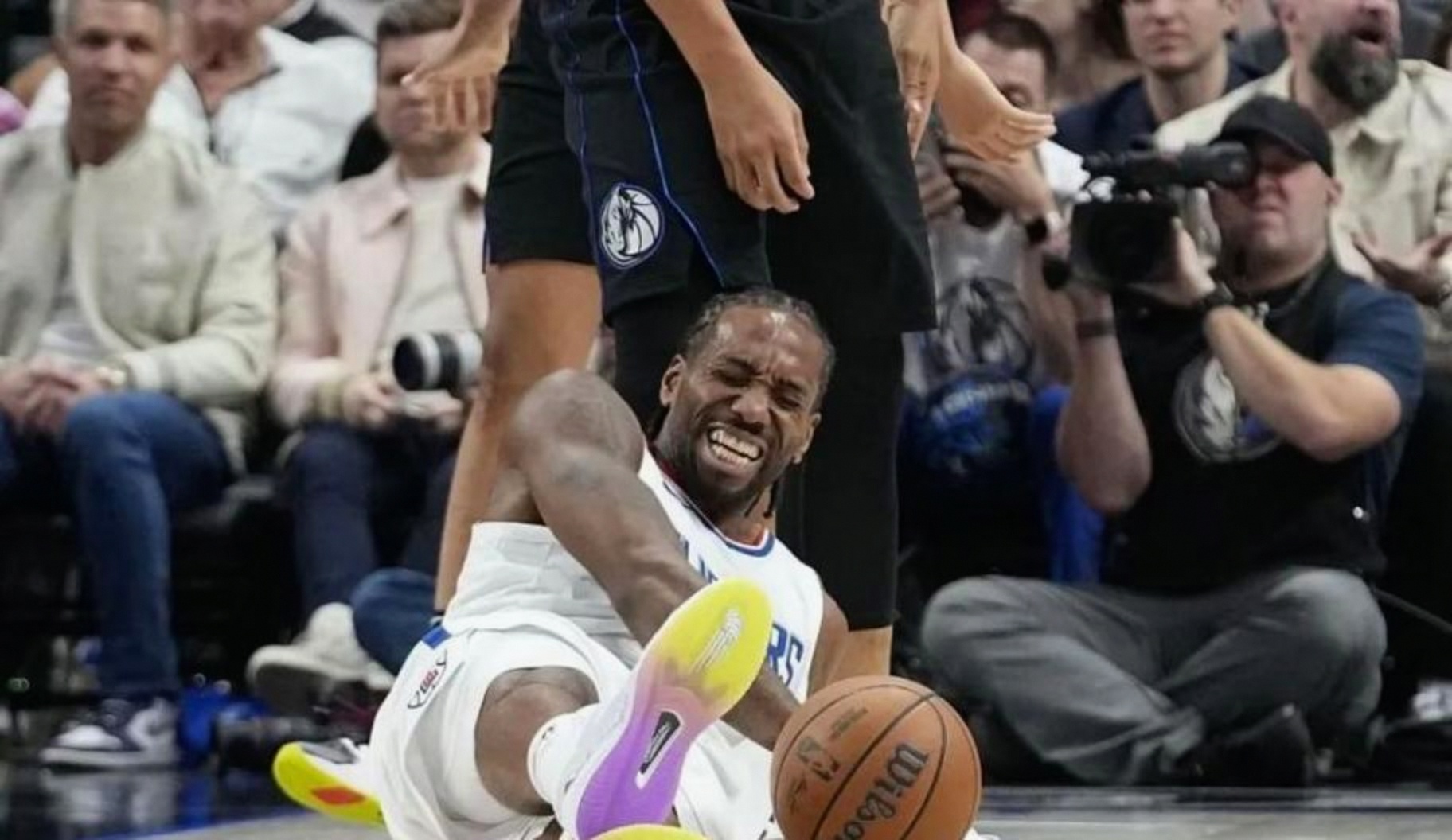 江苏队鏖战湖人,伦纳德刷新纪录 江苏队鏖战湖人,伦纳德刷新纪录